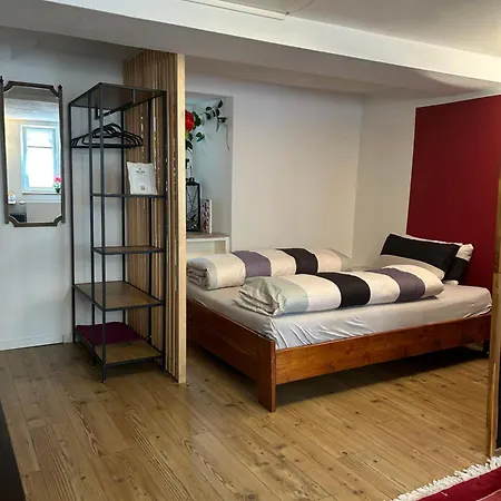 Homestay Apartment *